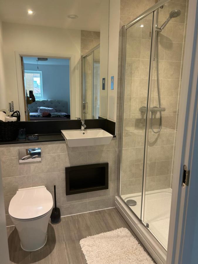 En-Suite Double Room In A Shared Apartment Close To Central לונדון מראה חיצוני תמונה